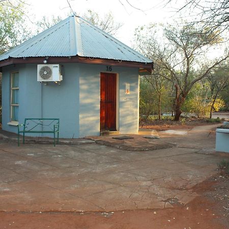 Copacopa Lodge And Conference Centre Punda Maria Екстериор снимка