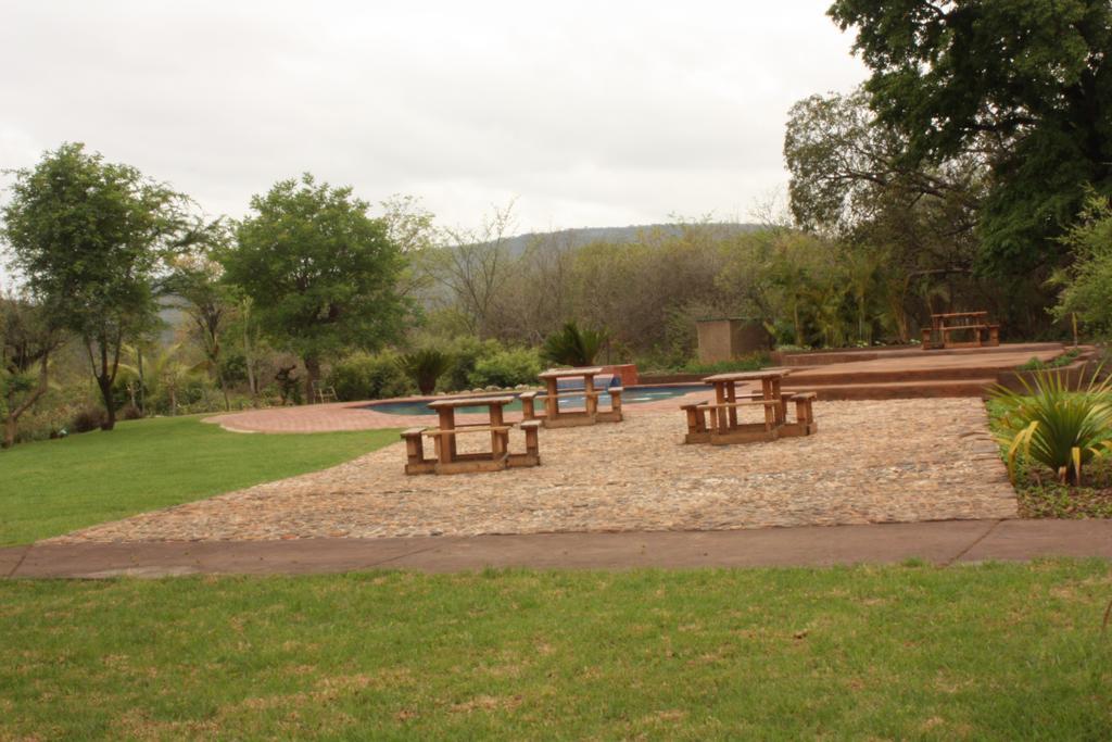 Copacopa Lodge And Conference Centre Punda Maria Екстериор снимка