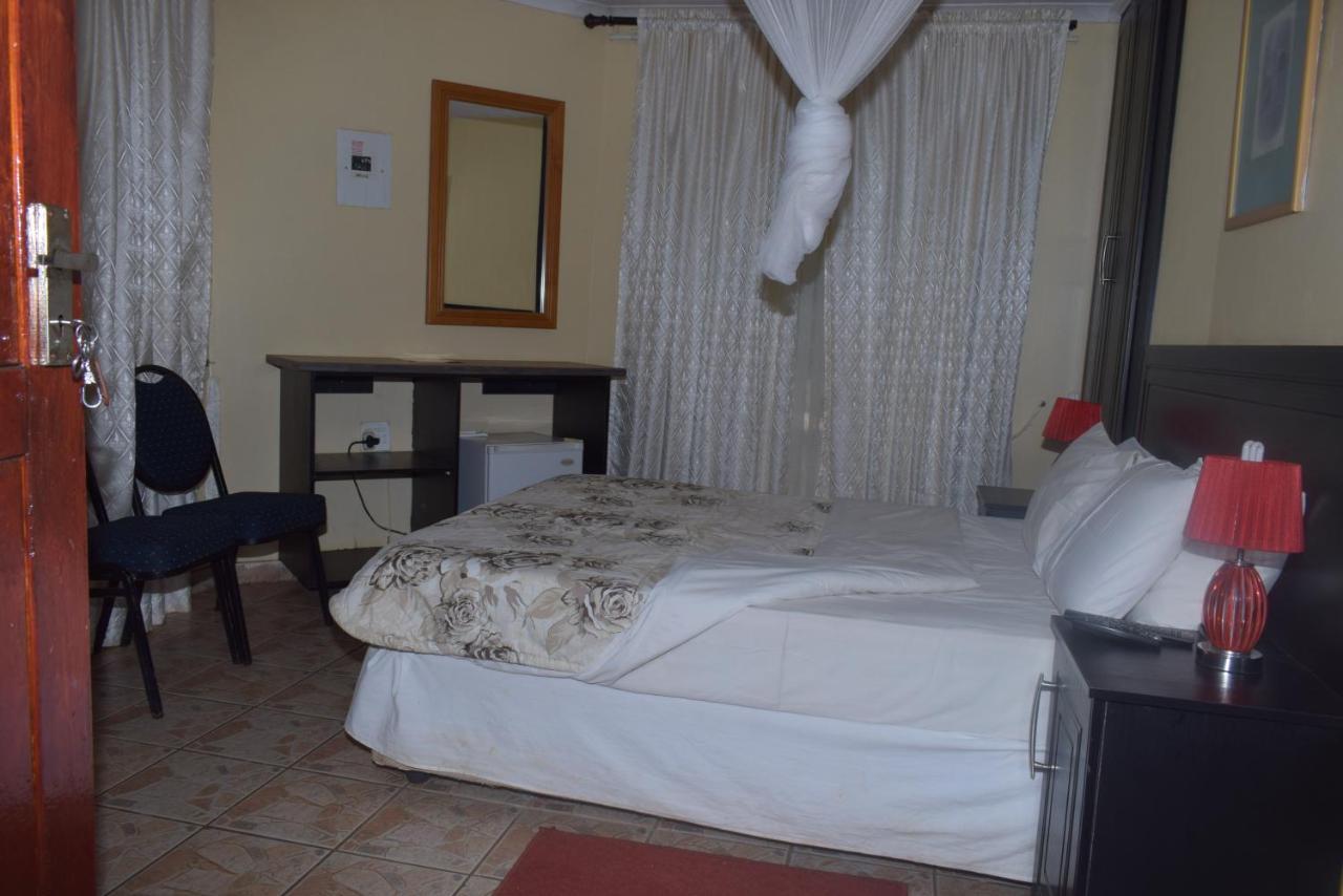 Copacopa Lodge And Conference Centre Punda Maria Екстериор снимка