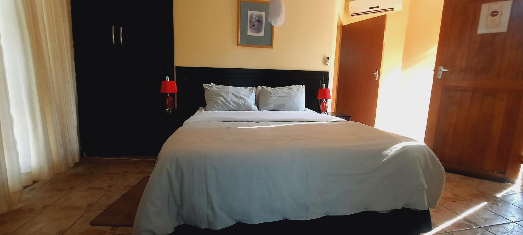 Copacopa Lodge And Conference Centre Punda Maria Екстериор снимка